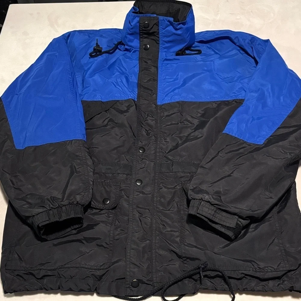 Vintage Turning Point Men's Blue and Black Windbreaker Jacket